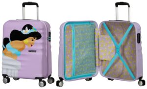 Disney jasmin kabinekuffert disney prinsesse kuffert, disnes princess kuffert, disney prinsesse kabinekuffert, disney princess kabinekuffert, disney prinsesse børnekuffert, disney princess børnekuffert, disney prinsesse trolley, disney princess trolley, disney kufferter, disney rejsekuffert til børn, disney kabinekuffert med 4 hjul