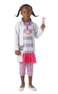 Doktor Mcstuffins b&oslash;rnekostume, disney junior kostumer, disney kostumer til b&oslash;rn, disney mcstuffins kostume til b&oslash;rn, l&aelig;ge kostume til b&oslash;rn, dyrl&aelig;ge kostume til b&oslash;rn, disney b&oslash;rnekostumer, disney fastelavnskostumer til b&oslash;rn, disney dyrl&aelig;ge kostume til b&oslash;rn